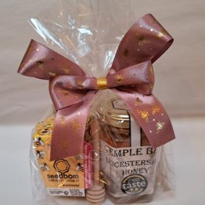 Gift set and seed bomb