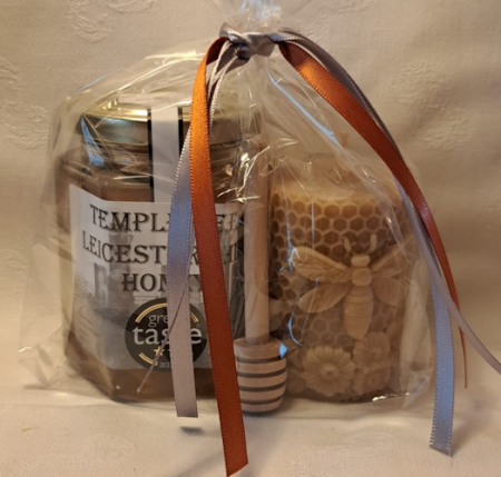 Runny Honey 8oz & 1 x candle in cellophane bag with honey dipper